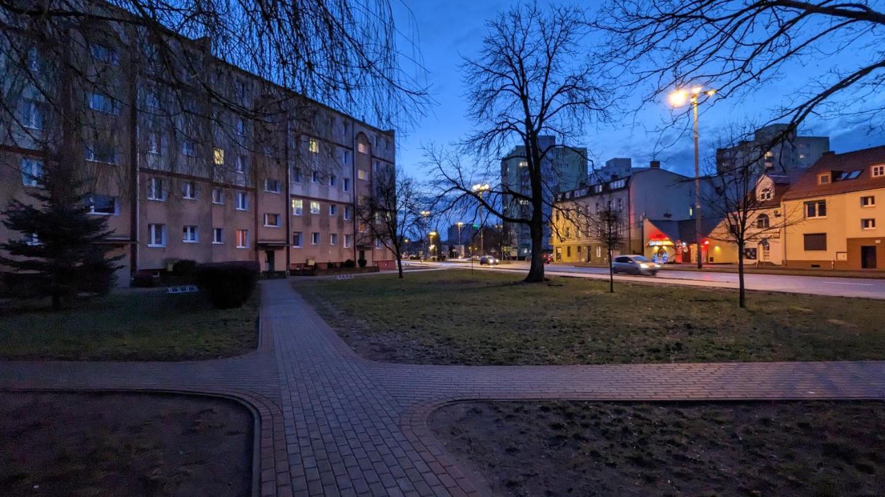 4 Pokoje, Oddzielne Biuro Do Pracy, Kominek, Klimatyzacja, Idealne Dla Rodzin Z Dziecmi, Przy Parku Na Wyspie Piła Esterno foto